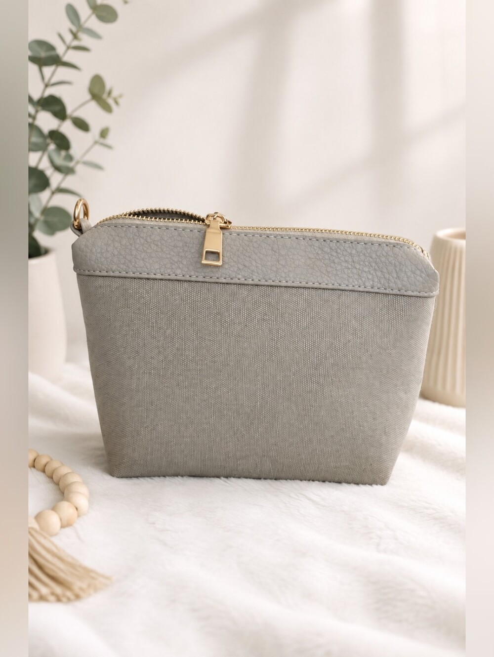 Rachel Zoe Gray Cosmetic Makeup Travel Bag Gold Hardware